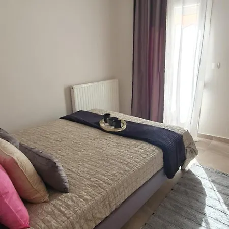 Apartment Billy *